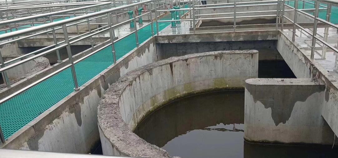 鄂尔多斯污水处理厂格栅安装案例