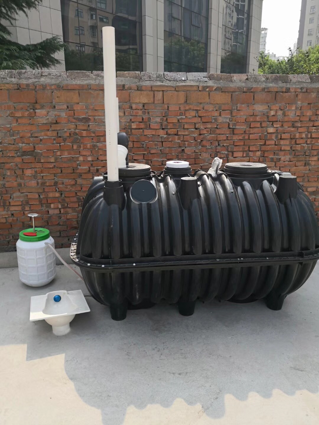 喀什地区PE注塑化粪池-民权旱厕改造项目