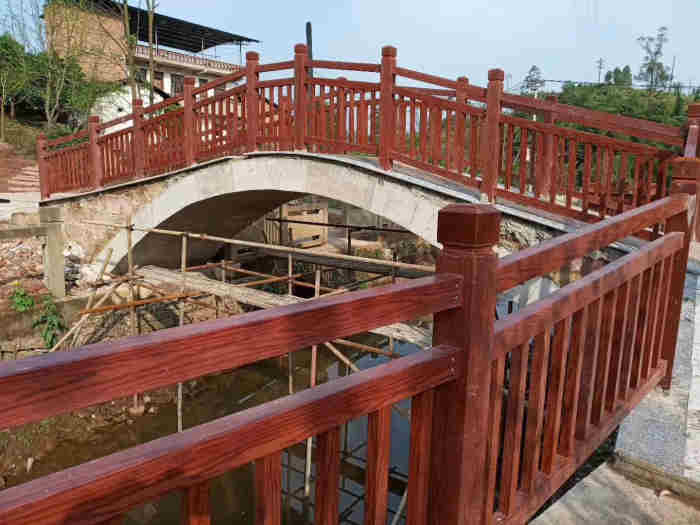 桥梁玻璃钢仿木护栏安装